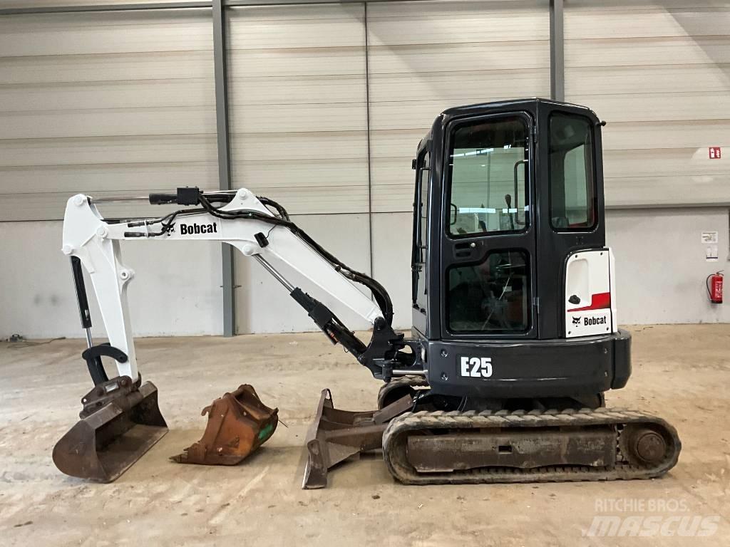 Bobcat E 25 Minikaivukoneet < 7t