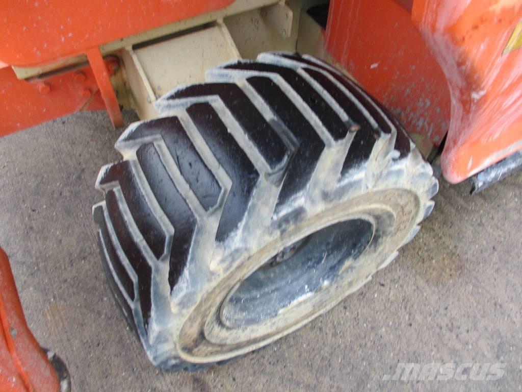 JLG 4384 RT (219) Saksilavat