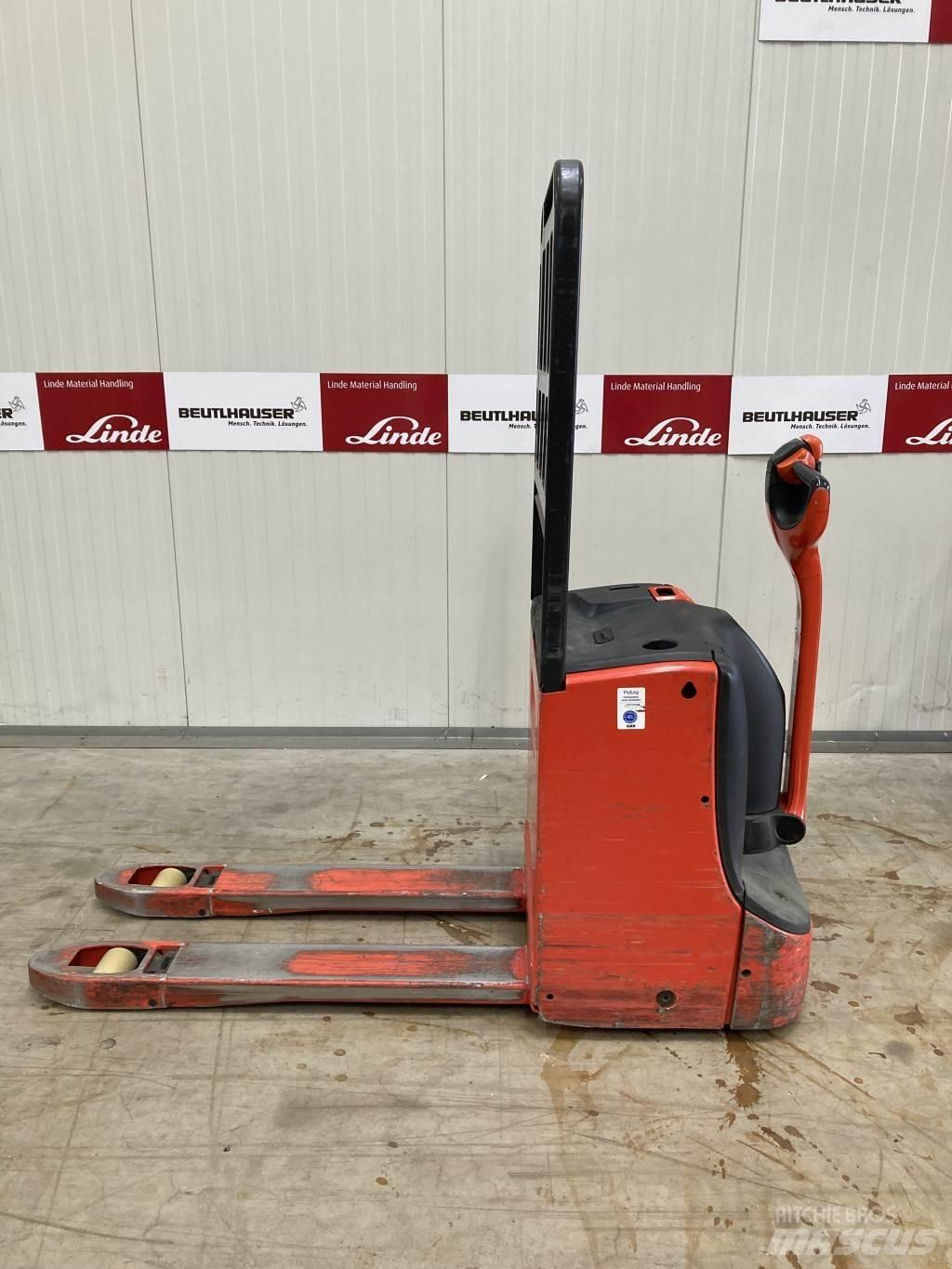 Linde T20 Lavansiirtotrukit