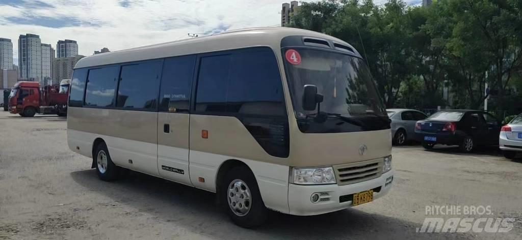 Toyota Coaster Bus Minibussit