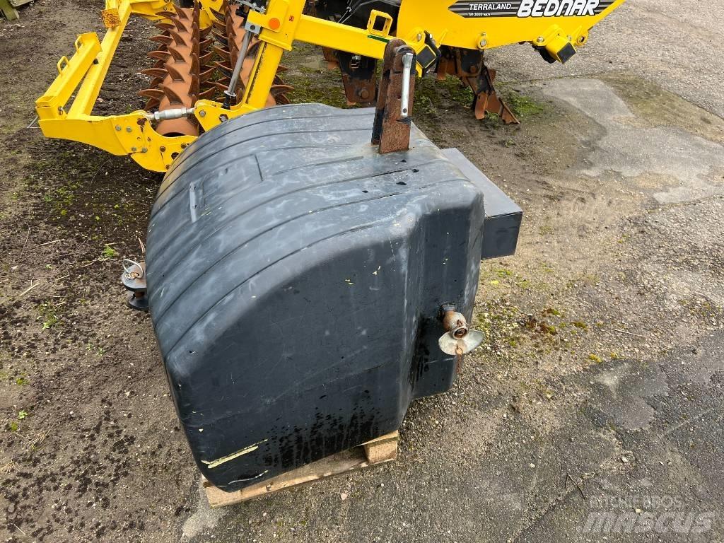 Allround 1500 kg Etupainot