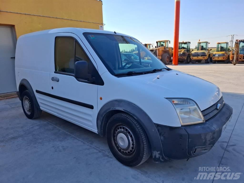 Ford Connect Pakettiautot
