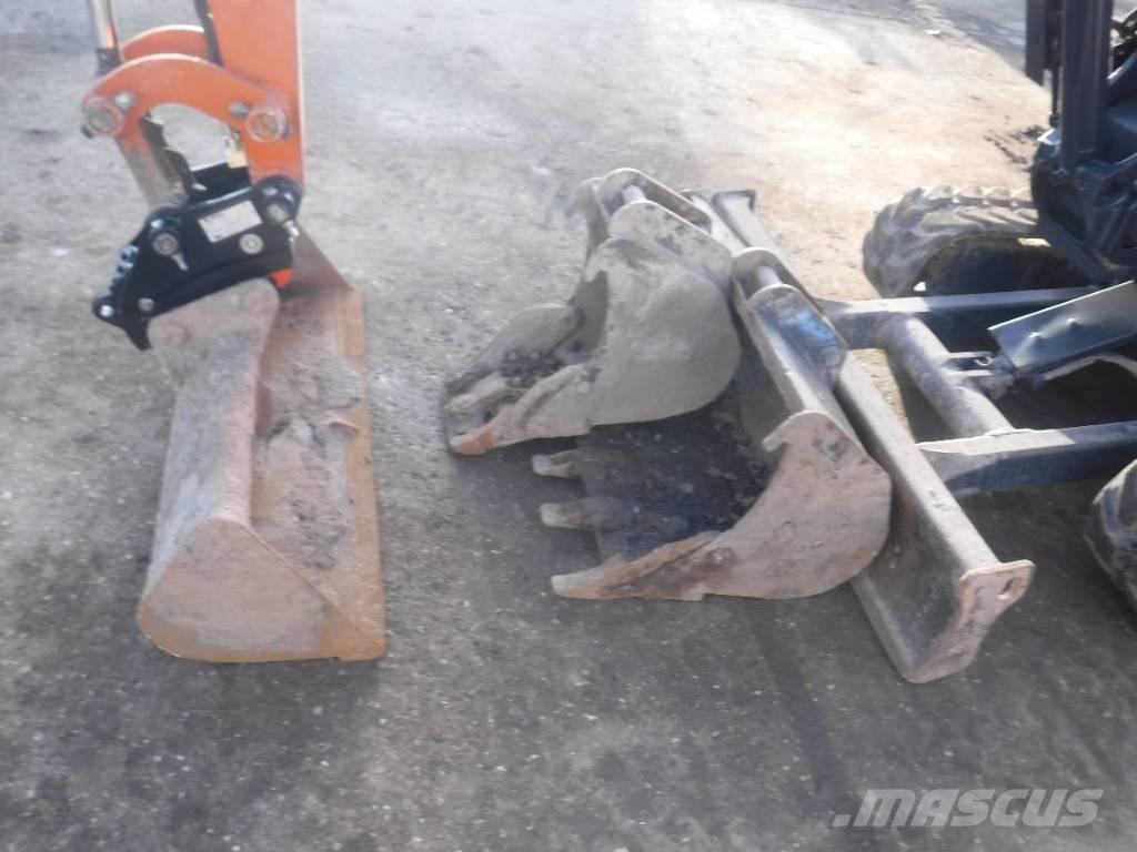 Hitachi ZX 33 U-6 Minikaivukoneet < 7t