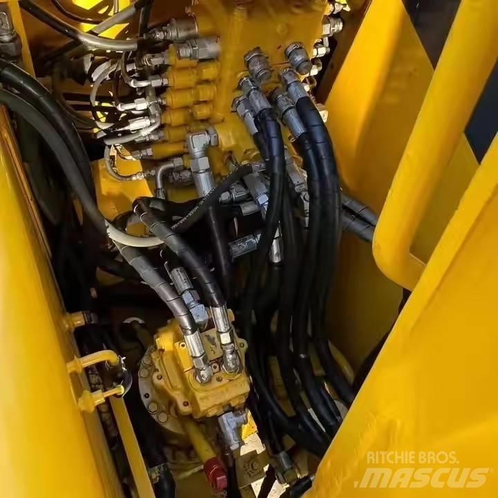 Komatsu PC130 Telakaivukoneet