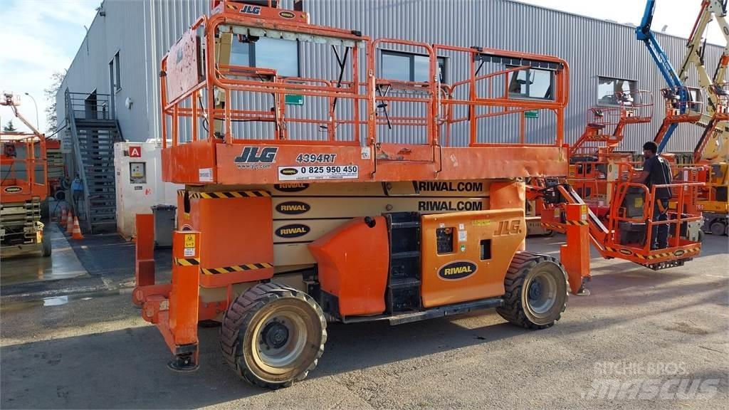JLG 4394RT Saksilavat