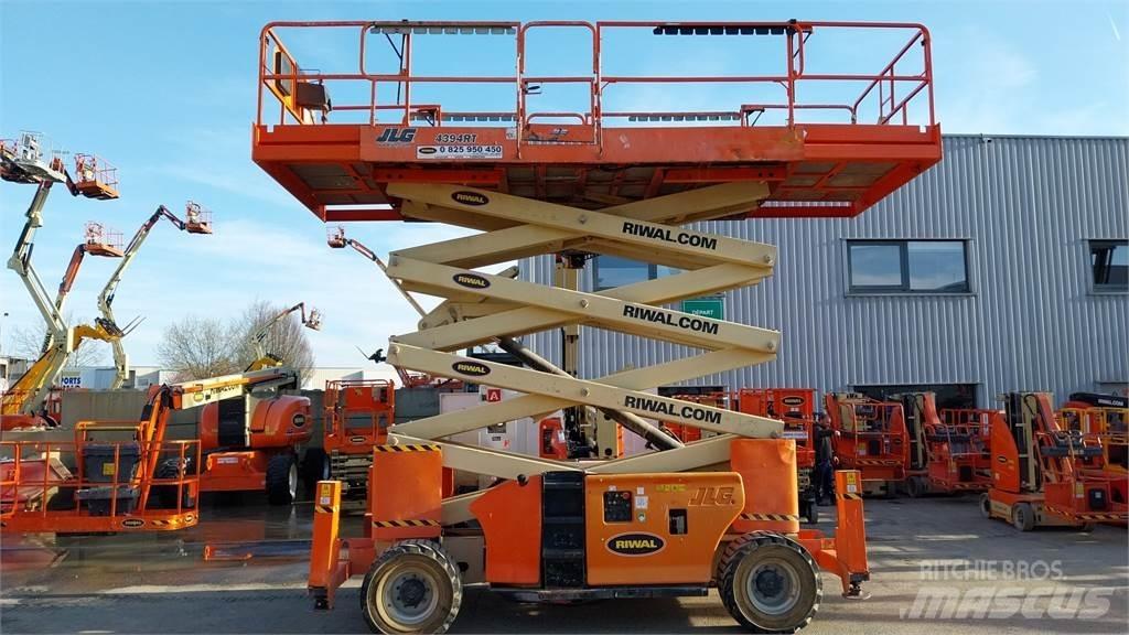 JLG 4394RT Saksilavat