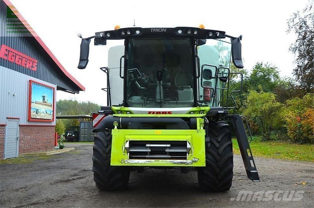 CLAAS trion 730 Leikkuupuimurit
