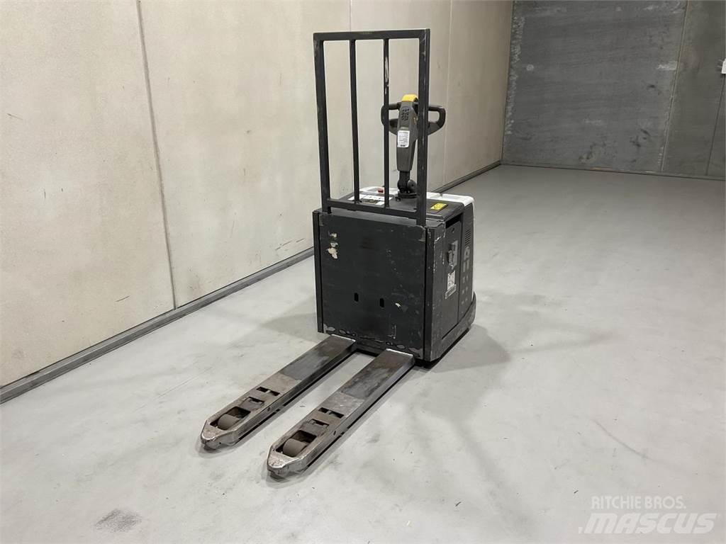 Atlet PMR200P Lavansiirtotrukit ajotasolla