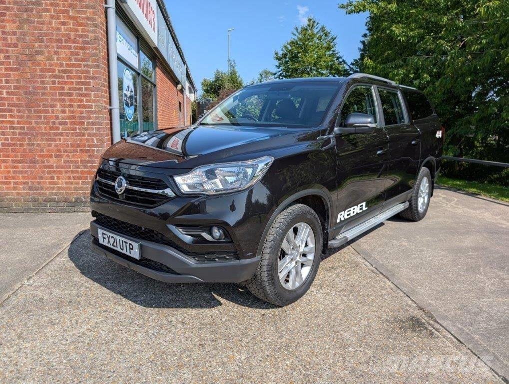 Ssangyong Musso Henkilöautot