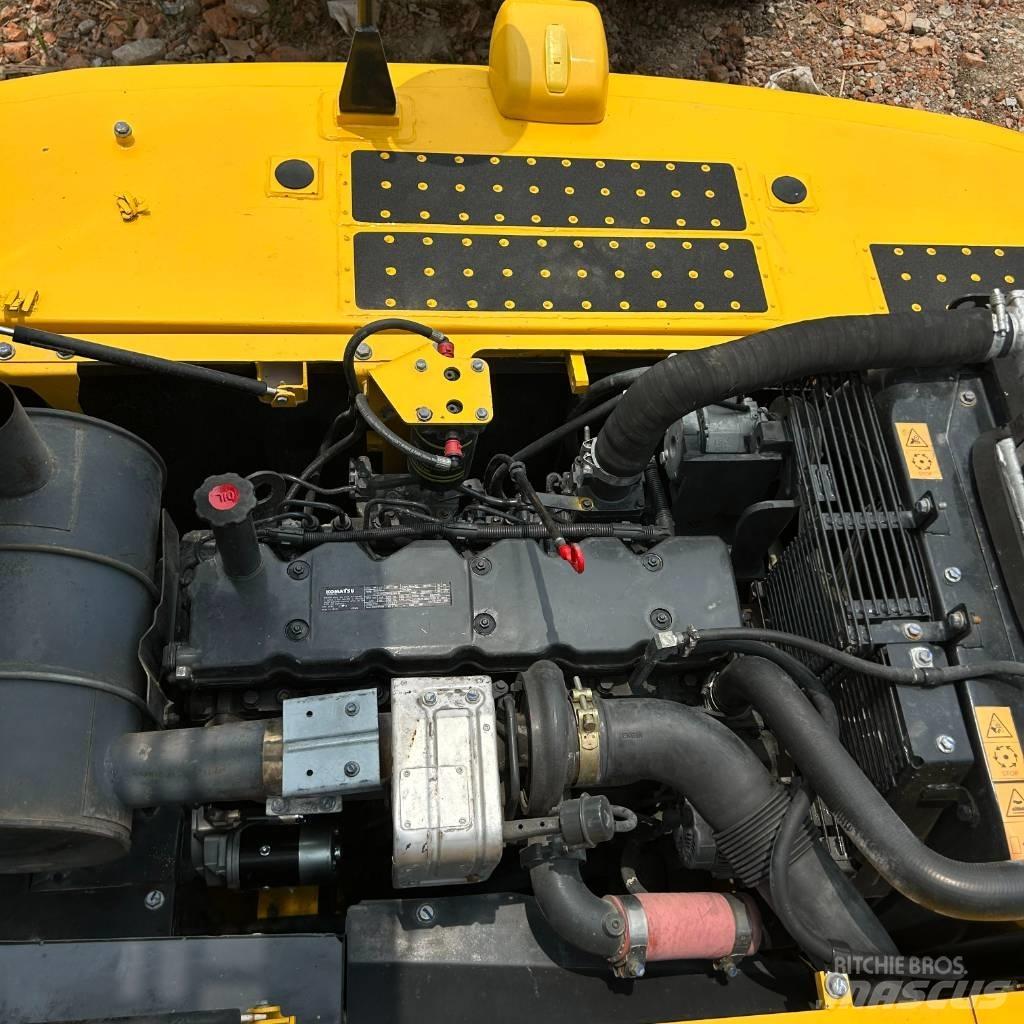 Komatsu 240-8 Telakaivukoneet