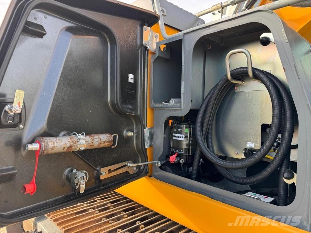 Liebherr R922 LC Telakaivukoneet