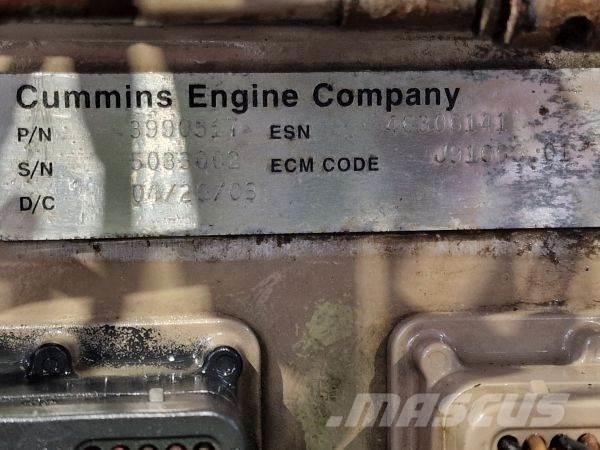Cummins QSB5.9 Moottorit