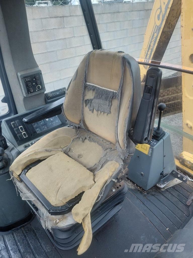 CASE 580 SLE Kaivurikuormaajat