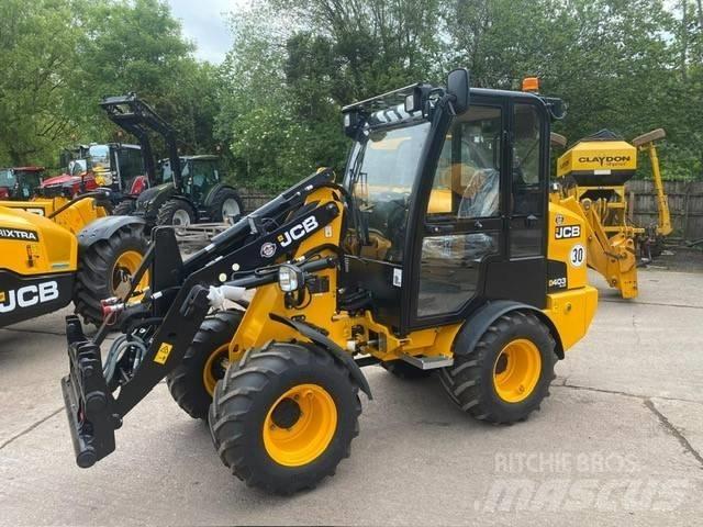 JCB 403 PLUS Maatalouskurottajat