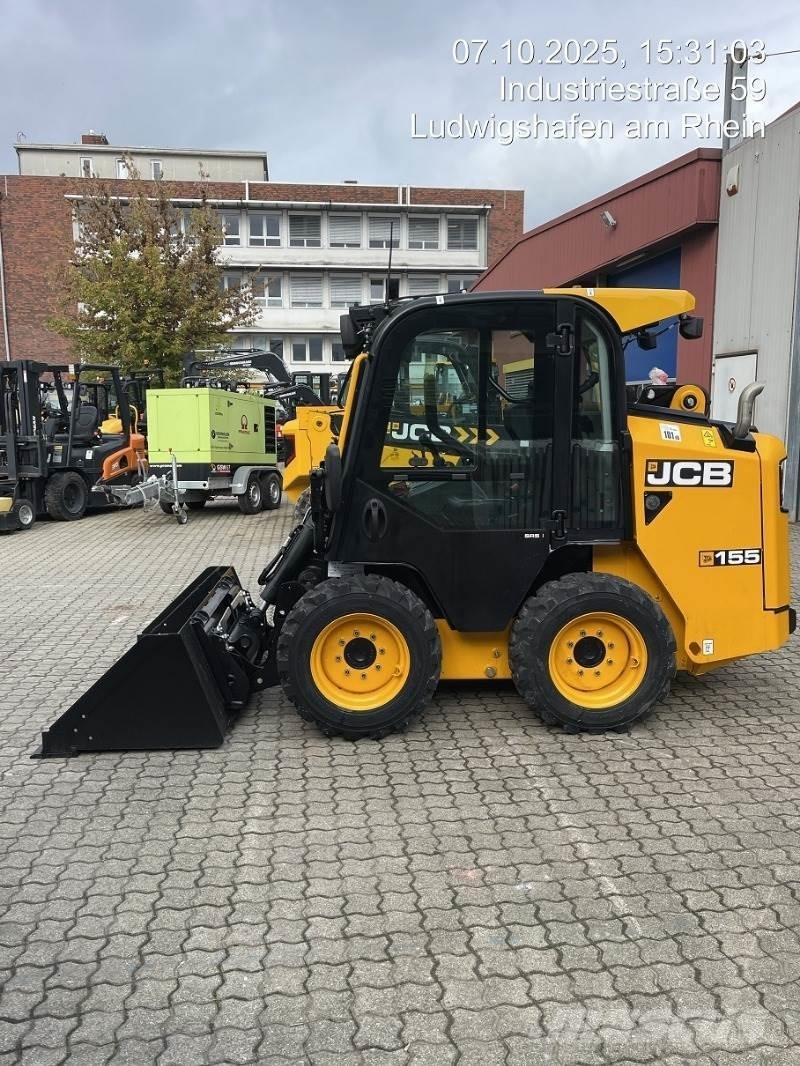 JCB 155 Liukuohjatut kuormaajat
