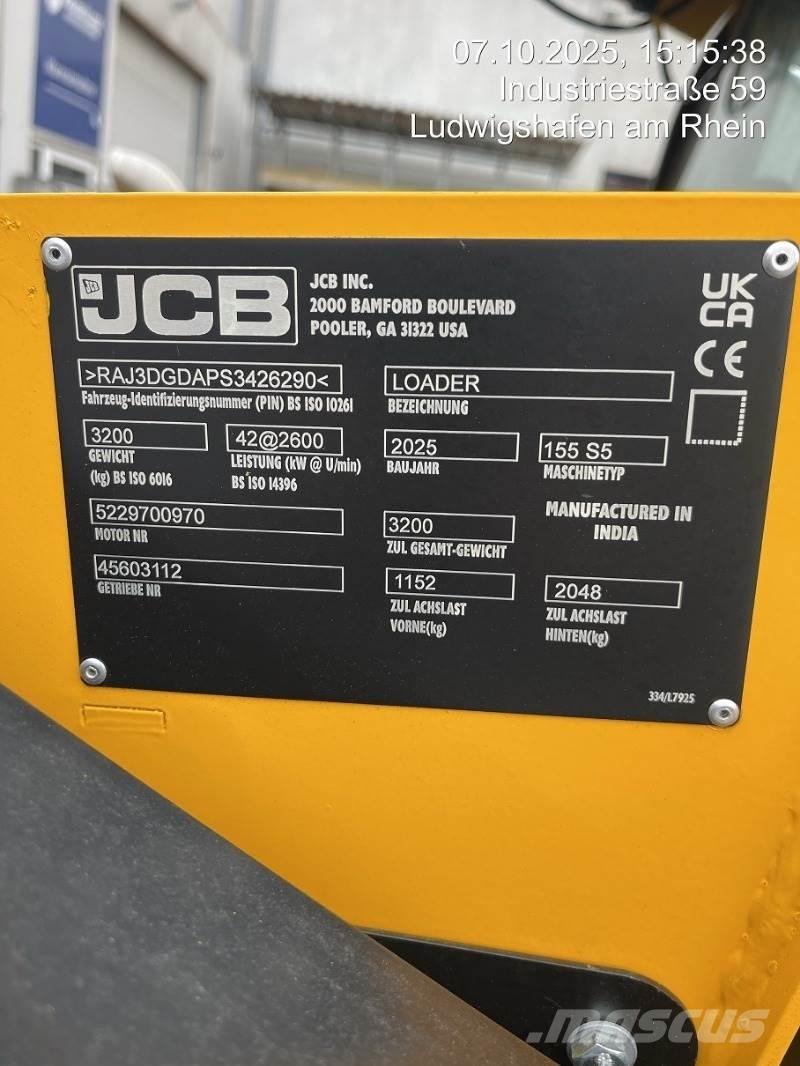 JCB 155 Liukuohjatut kuormaajat