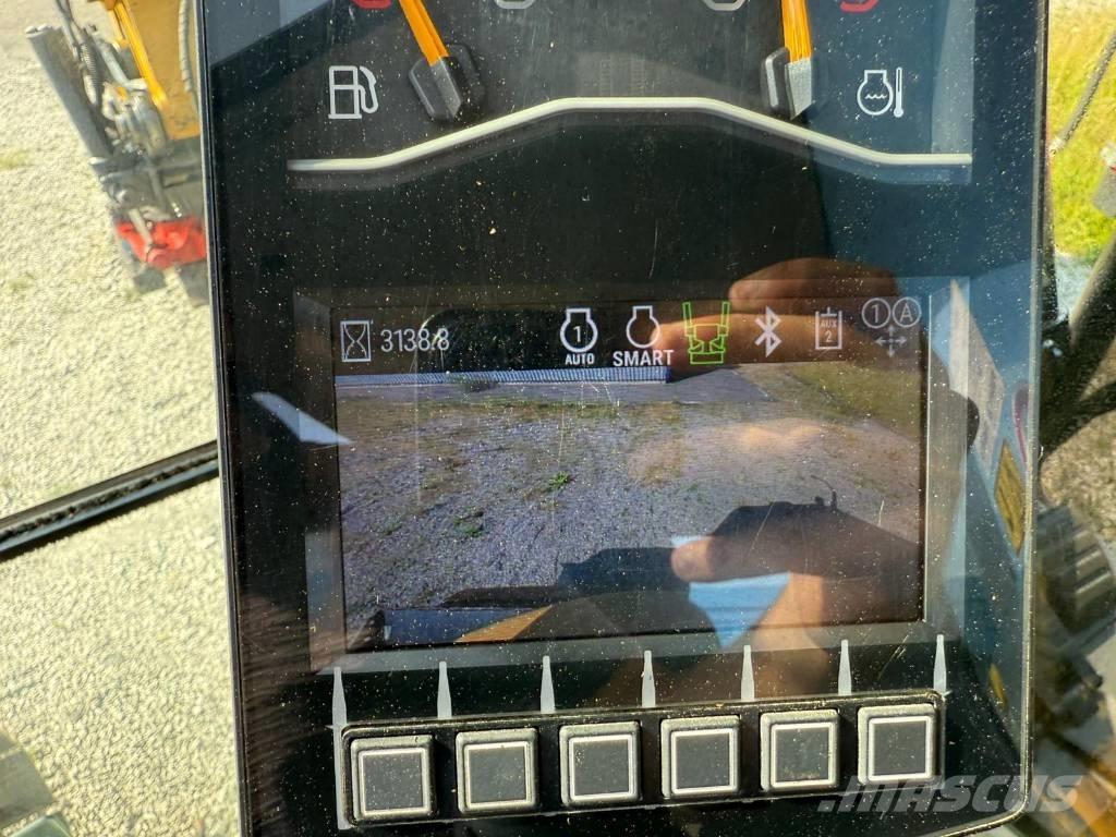 CAT 310 Telakaivukoneet