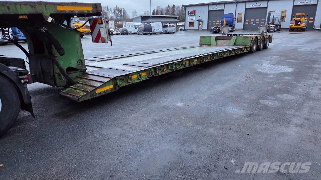 Volvo FH650 6X4 Vetopöytäautot