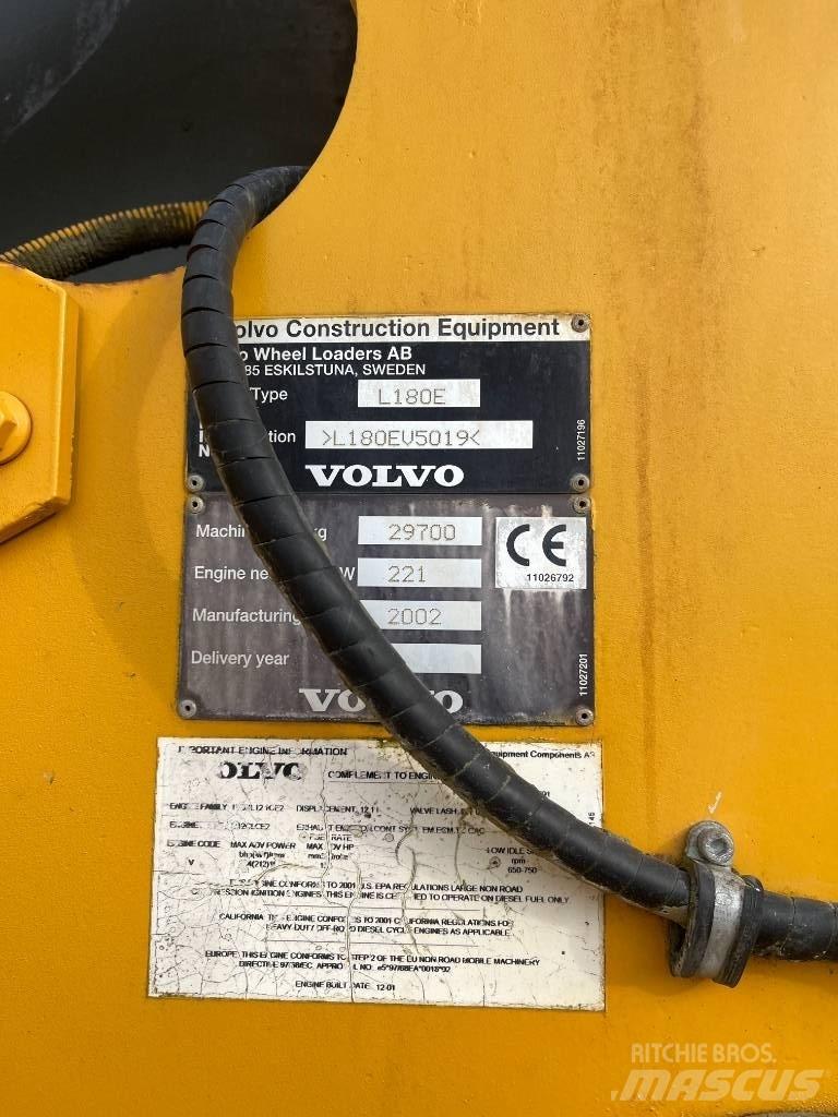Volvo L 180 E Pyöräkuormaajat