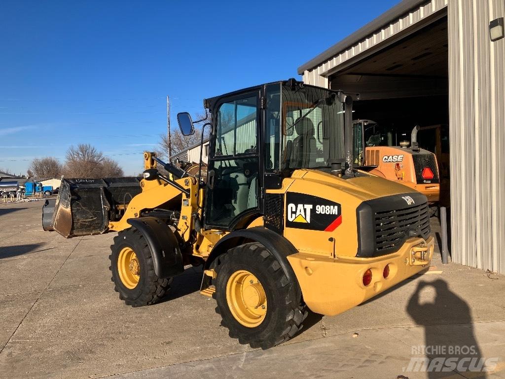 CAT 908m Pyöräkuormaajat
