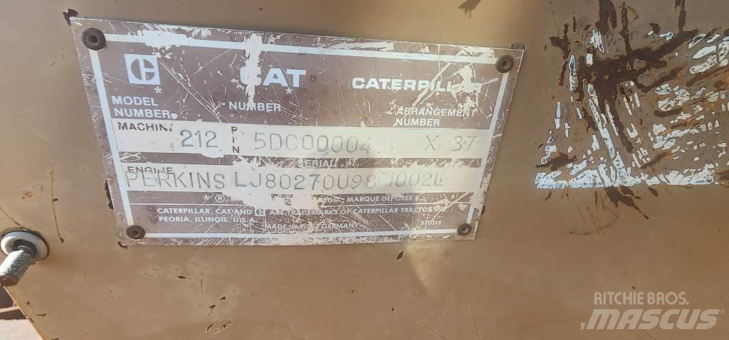 CAT 212 Pyöräkaivukoneet