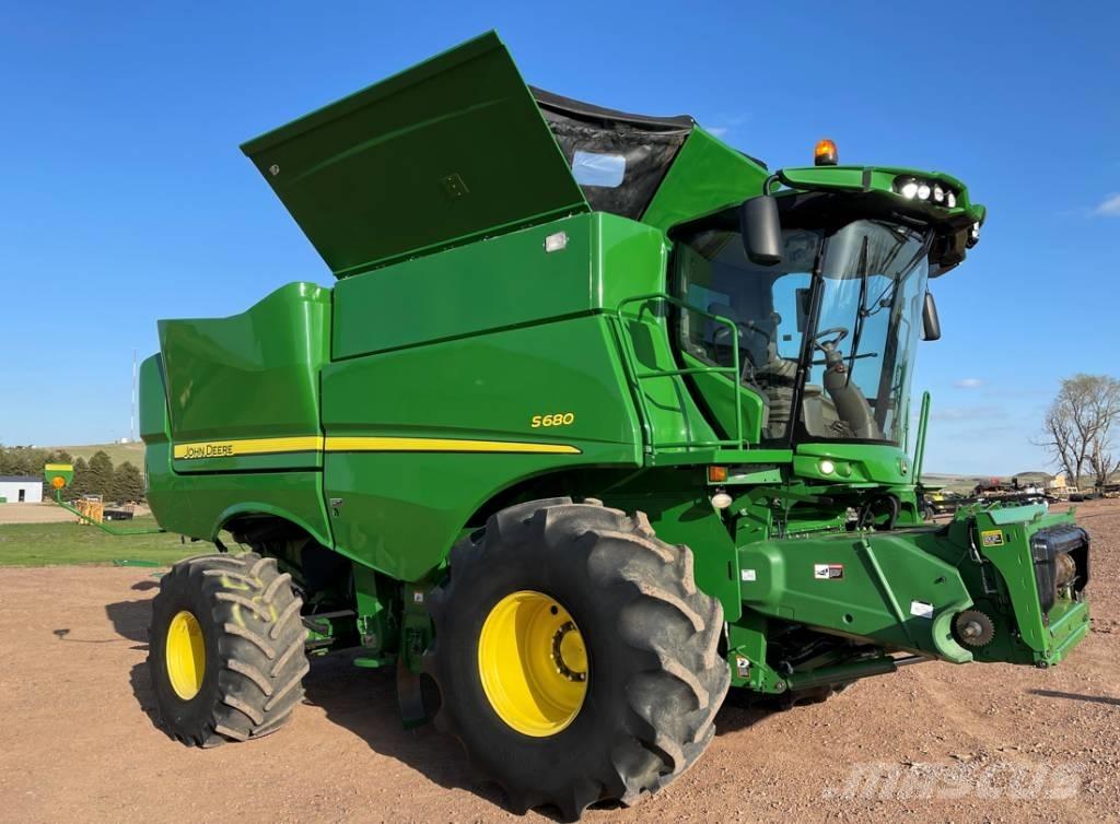 John Deere S 680 Leikkuupuimurit