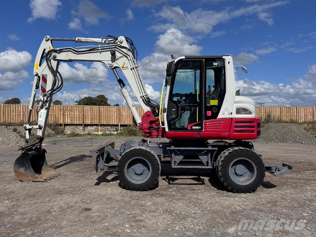 Takeuchi TB 295 W Pyöräkaivukoneet