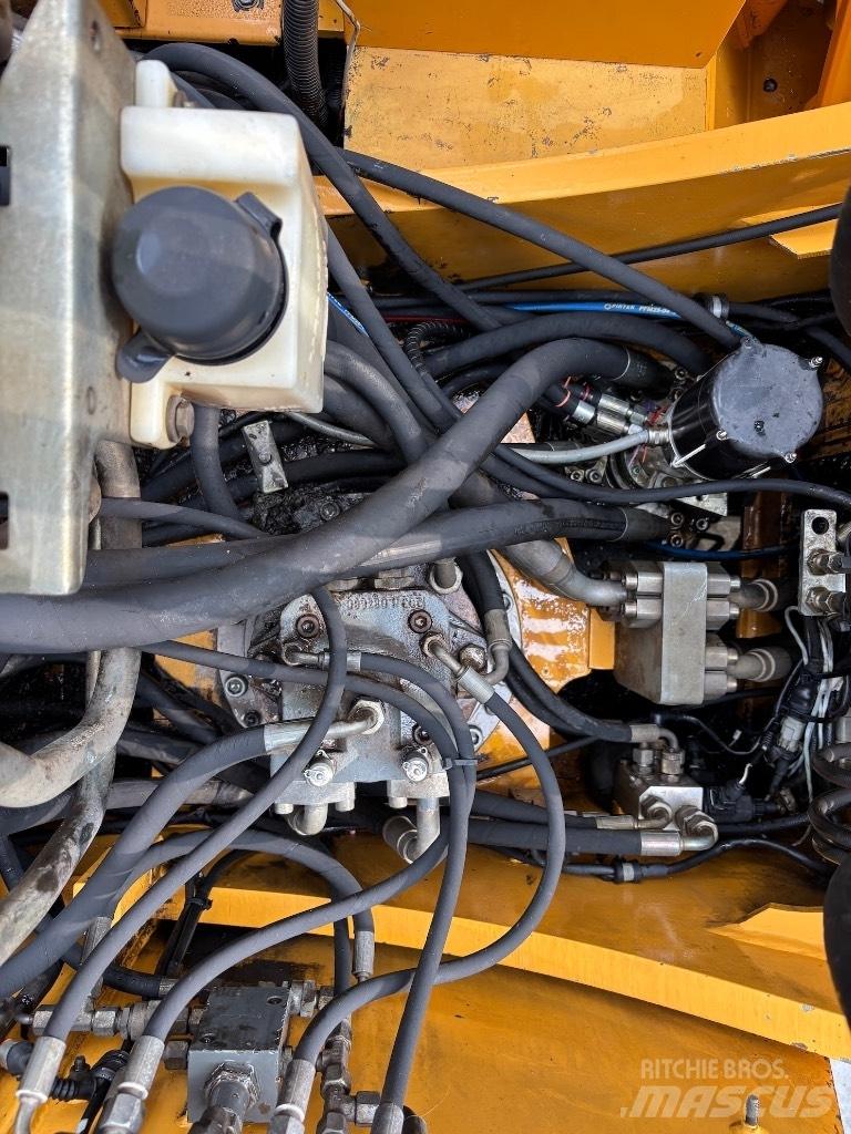 Liebherr A 904 C HD Jätteenkäsittelijät