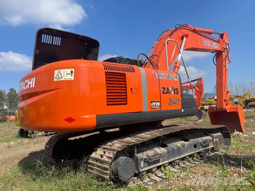 Hitachi ZX 240 Telakaivukoneet