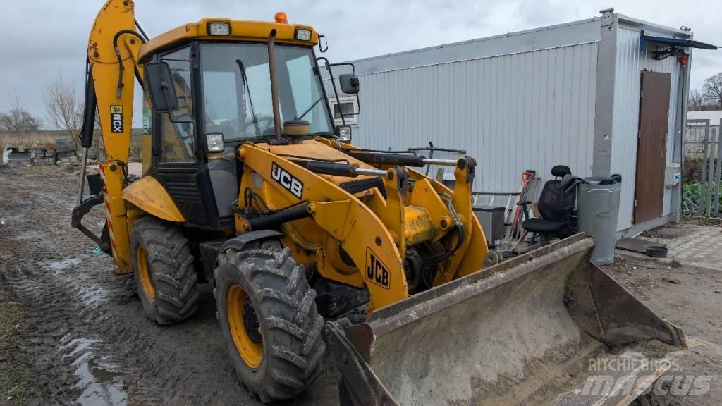 JCB 2 CX Kaivurikuormaajat