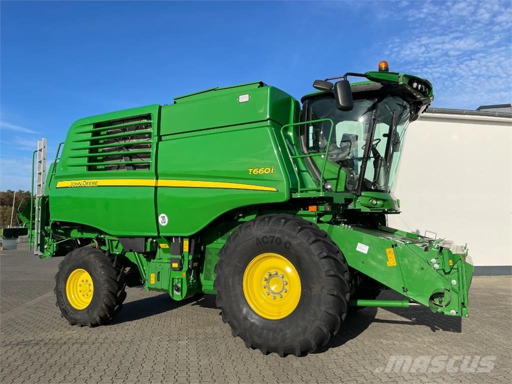 John Deere T660 i Leikkuupuimurit
