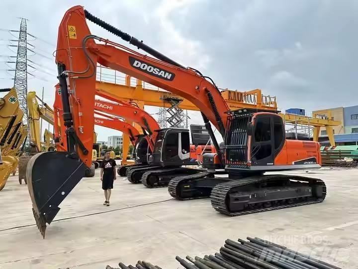 Doosan DX300LC-9C Telakaivukoneet