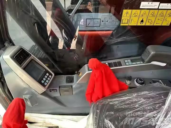 Doosan DX300LC-9C Telakaivukoneet
