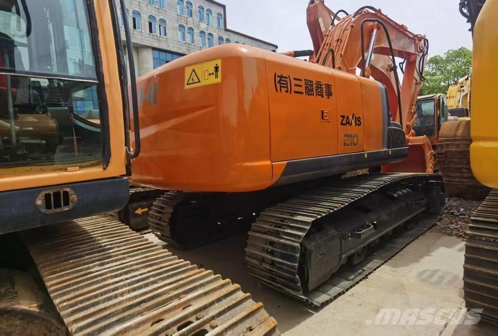 Hitachi ZX 210 Telakaivukoneet