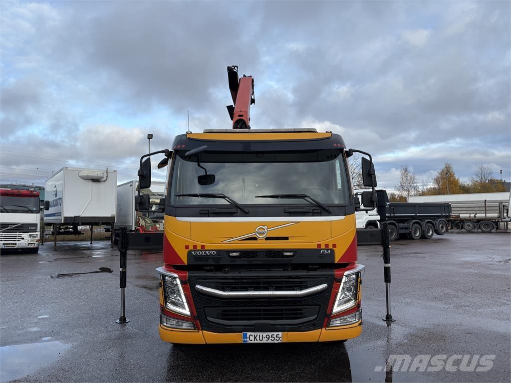 Volvo FM370 6x2 Nosturiautot