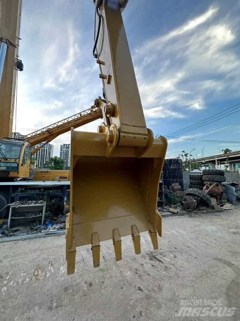 CAT 320D2 Telakaivukoneet