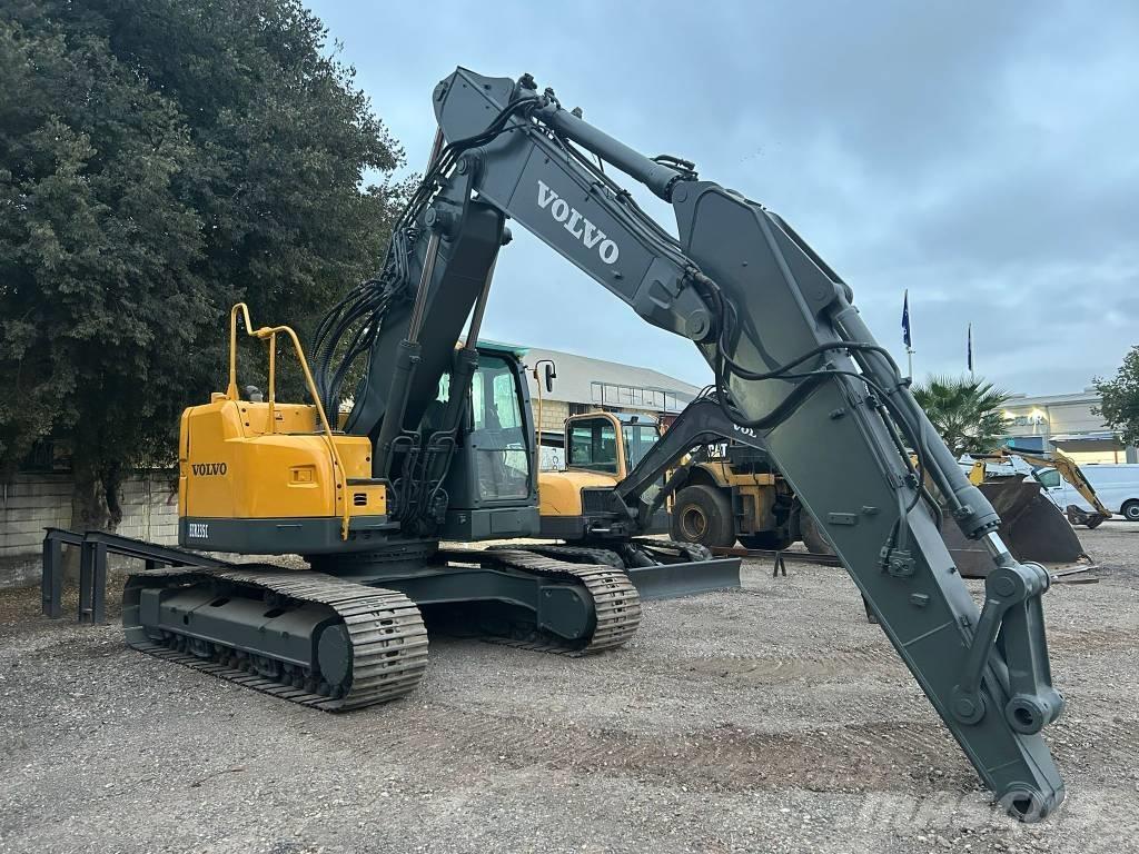 Volvo ECR 235 Telakaivukoneet