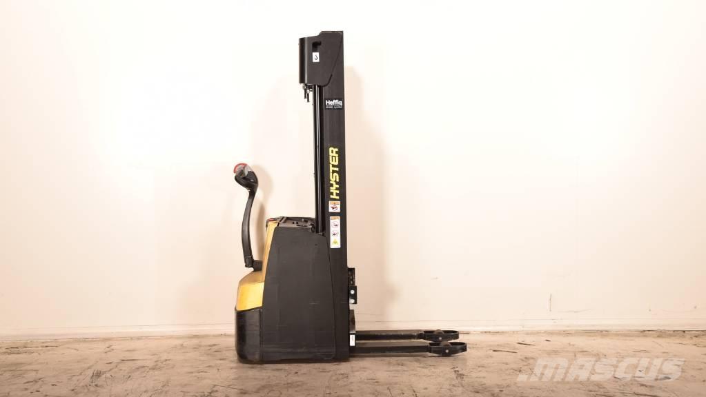 Hyster S1.2-24 Käyden ajettavat pinoamistrukit