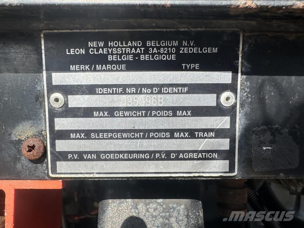 New Holland TS 90 Traktorit