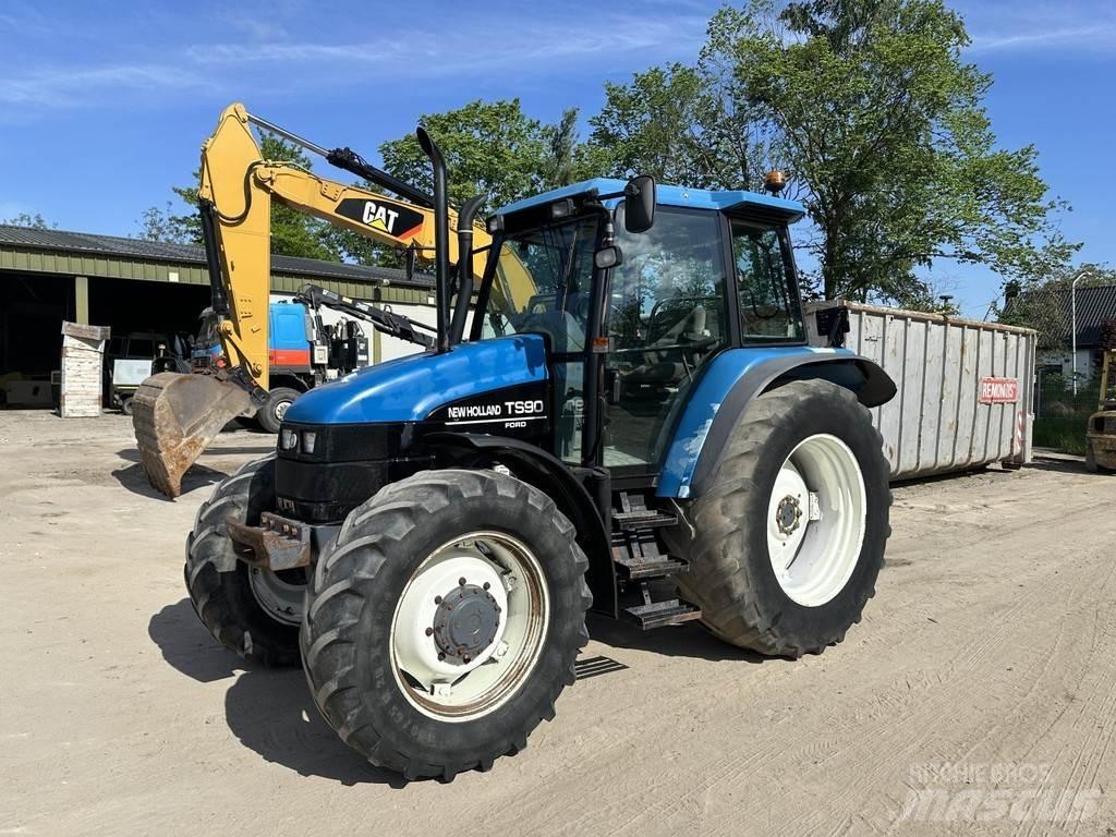 New Holland TS 90 Traktorit