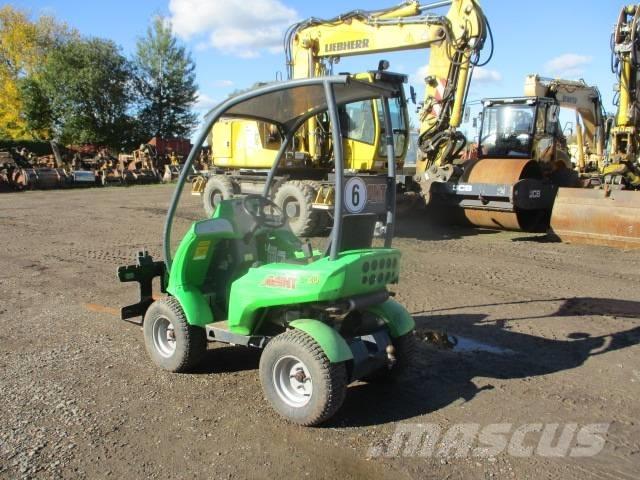 Avant 220 225 Pienkuormaajat