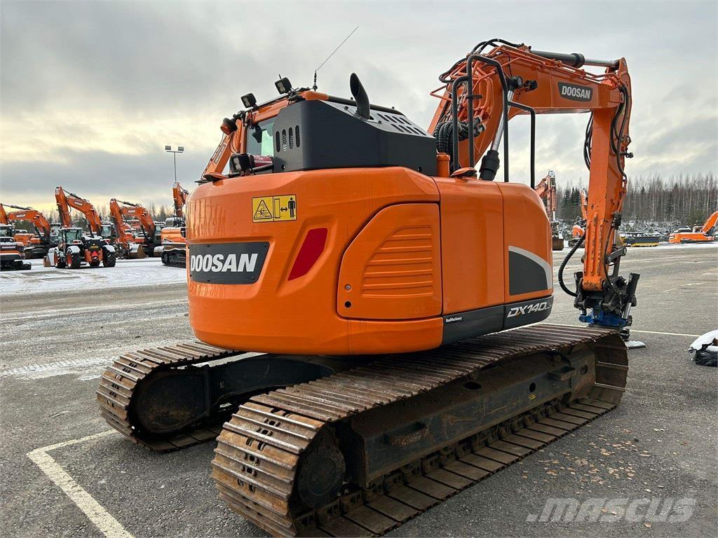 Doosan DX140LCR-5 Telakaivukoneet