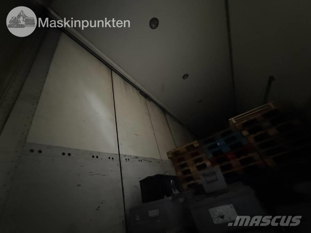 NTM UTP-29/39L-4 Umpikoriperävaunut