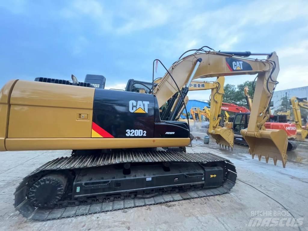 CAT 320 D Telakaivukoneet