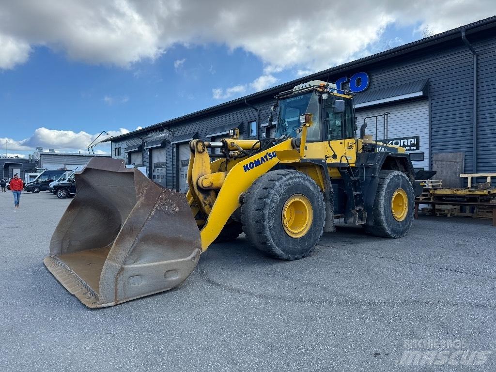 Komatsu WA 480 Pyöräkuormaajat