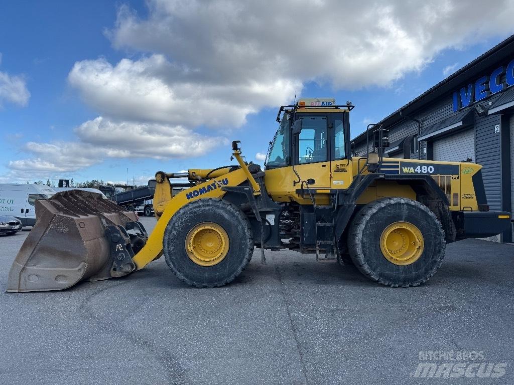 Komatsu WA 480 Pyöräkuormaajat