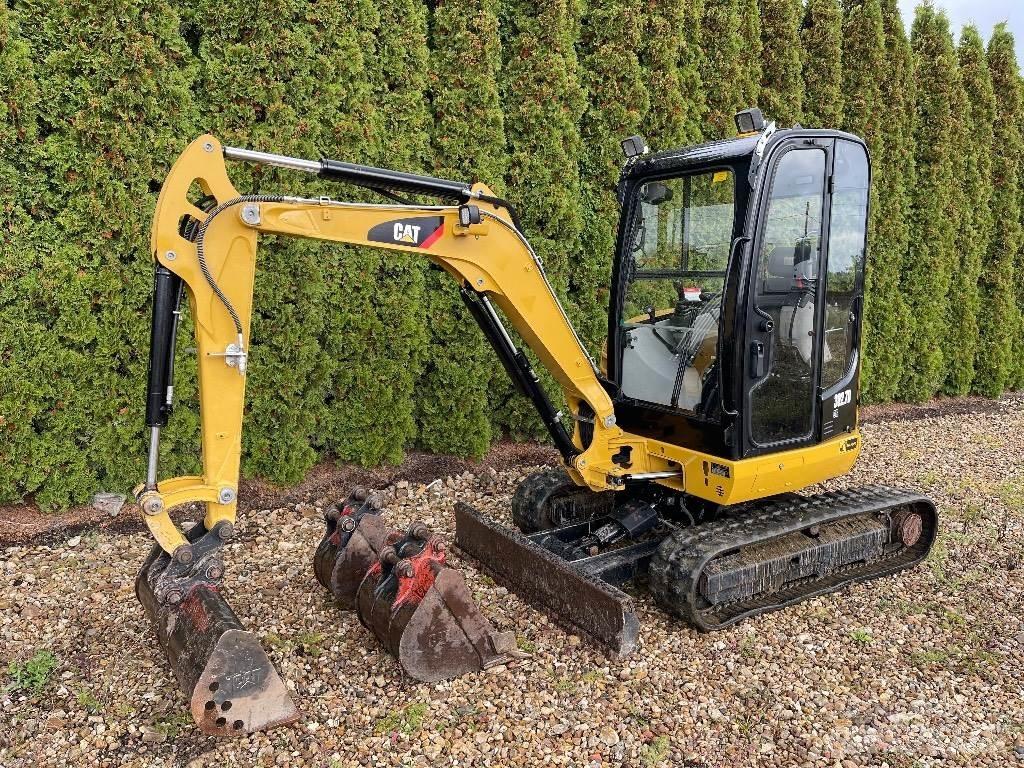 CAT 302.7D CR Minikaivukoneet < 7t