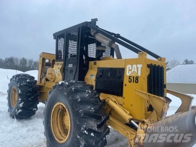 CAT 518 C Juontokoneet