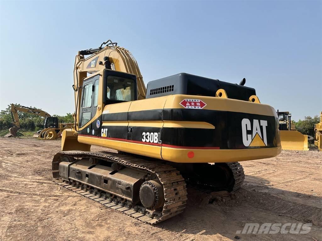 CAT 330B Telakaivukoneet