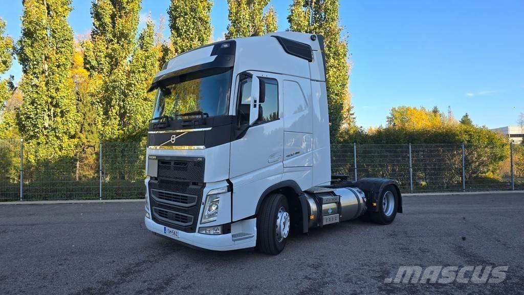 Volvo FH Vetopöytäautot